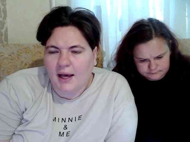 Модель: HollyXEva