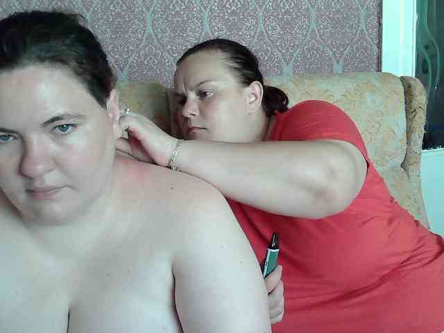 HollyXEva webcam