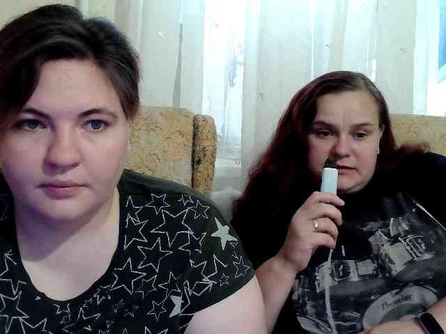 HollyXEva webcam