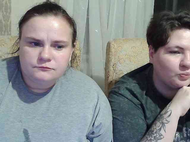 HollyXEva webcam