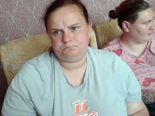 HollyXEva webcam