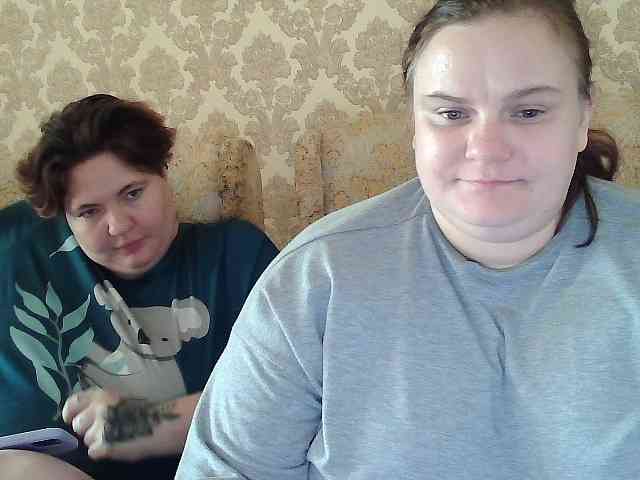 HollyXEva webcam