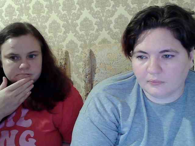 HollyXEva