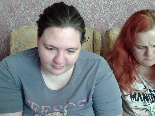 HollyXEva webcam