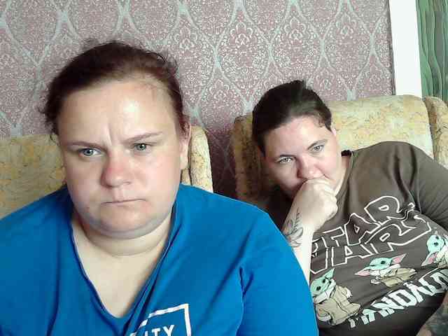 HollyXEva webcam
