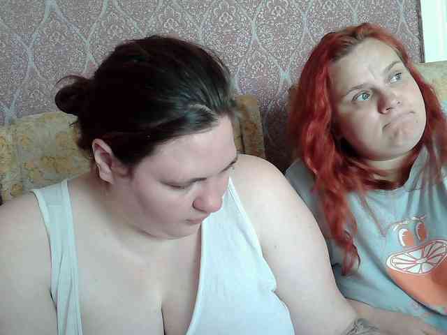 HollyXEva webcam