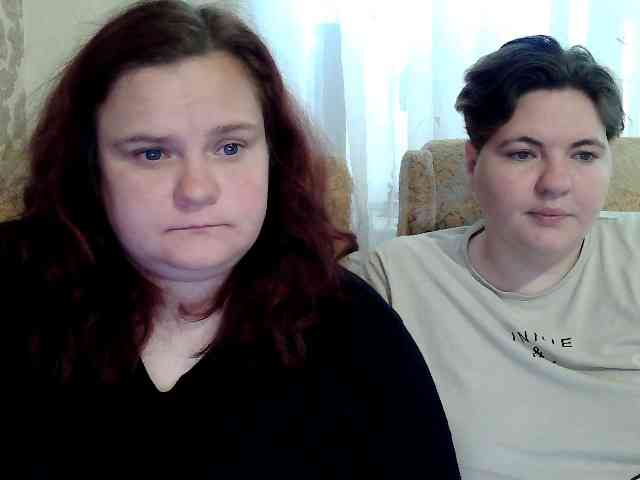 HollyXEva webcam