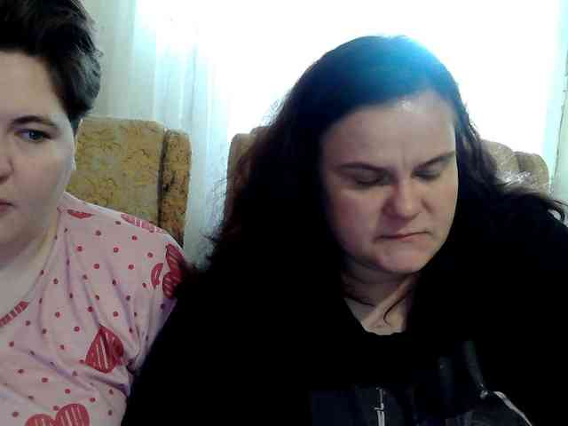 Модель: HollyXEva