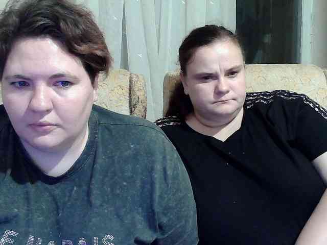 HollyXEva webcam
