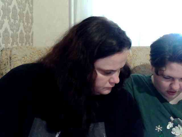 Модель: HollyXEva