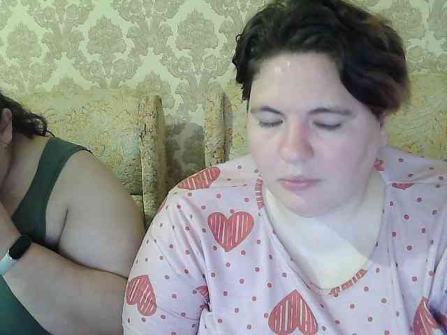 HollyXEva webcam