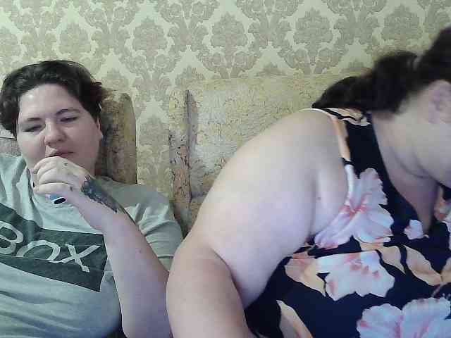 HollyXEva webcam