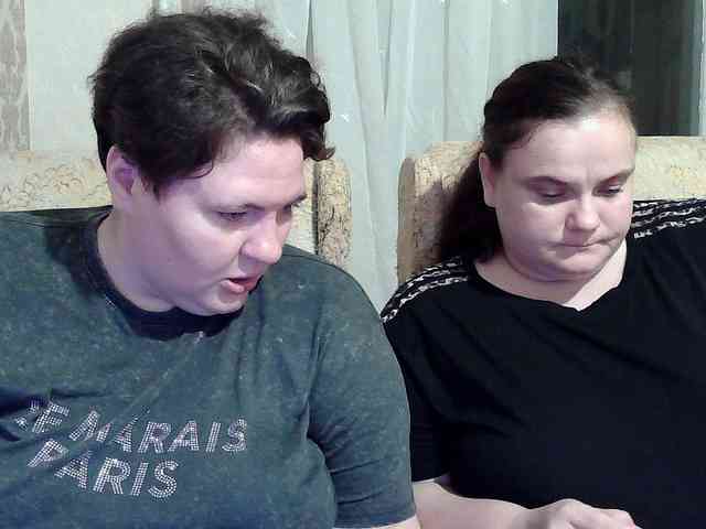 HollyXEva webcam