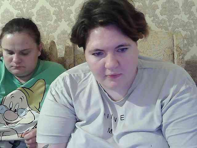 HollyXEva webcam
