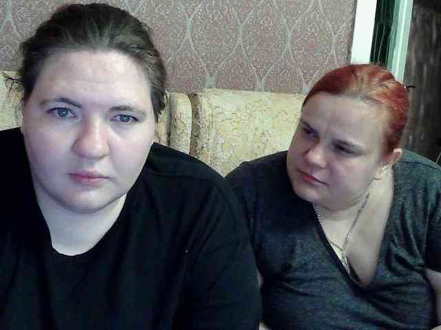 HollyXEva webcam