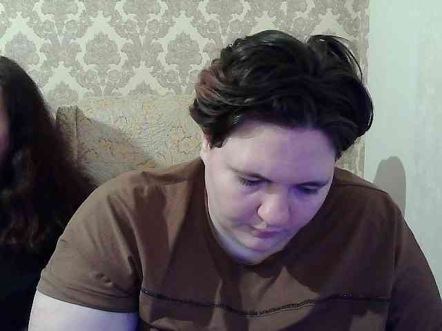 HollyXEva webcam