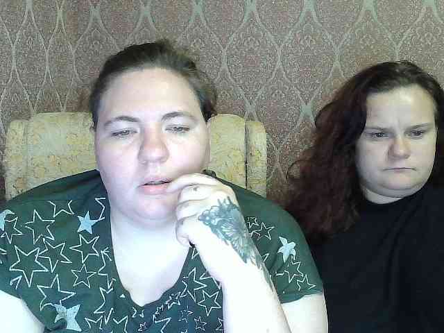 HollyXEva webcam