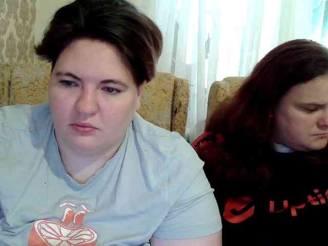 HollyXEva webcam
