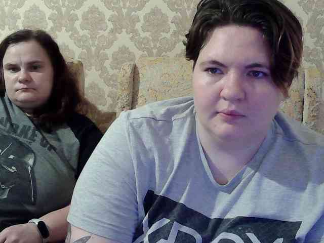 HollyXEva webcam