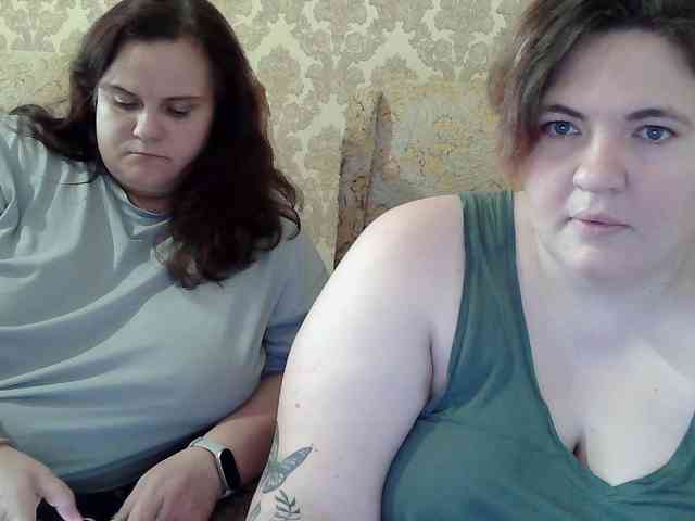 HollyXEva webcam