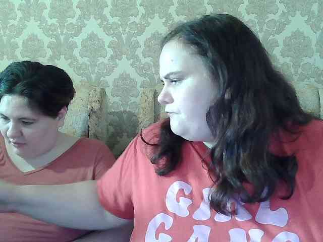 HollyXEva webcam