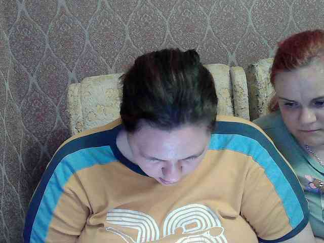 HollyXEva webcam