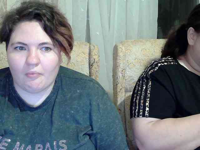 HollyXEva webcam