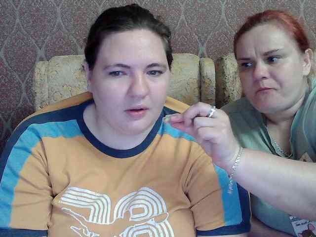 HollyXEva webcam