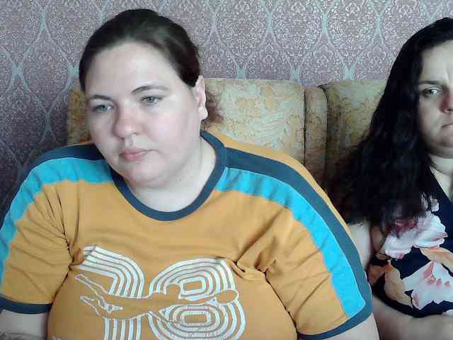 HollyXEva webcam