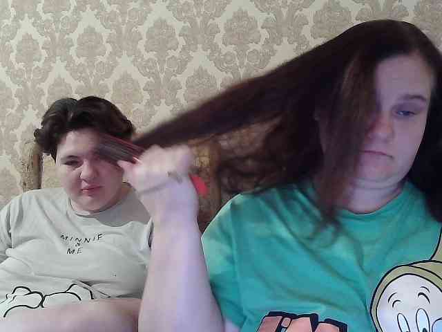 HollyXEva webcam