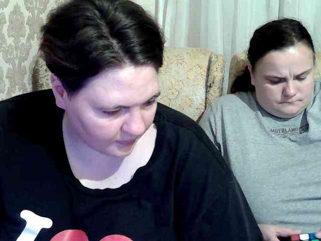 HollyXEva webcam