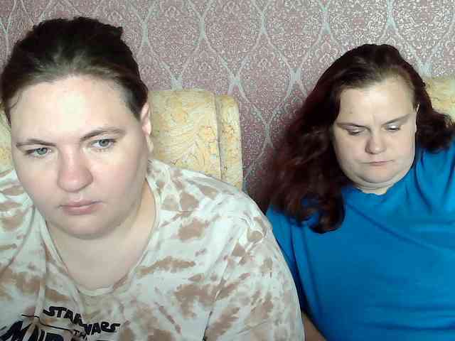 HollyXEva webcam