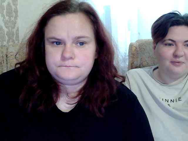 HollyXEva webcam