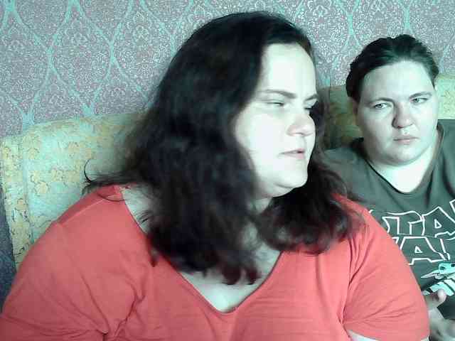 HollyXEva webcam