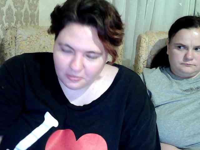 HollyXEva webcam