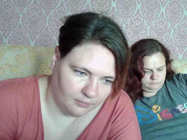 HollyXEva webcam
