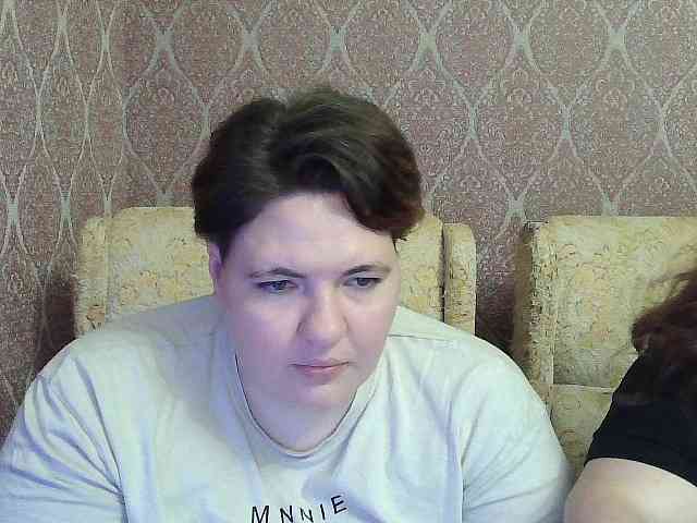 HollyXEva webcam