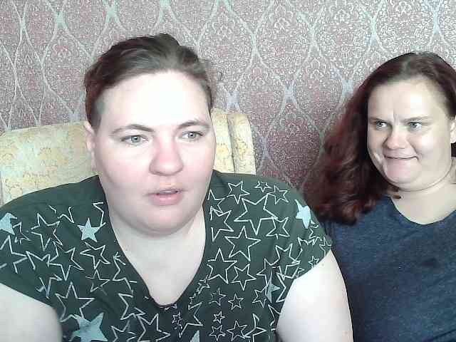 HollyXEva webcam