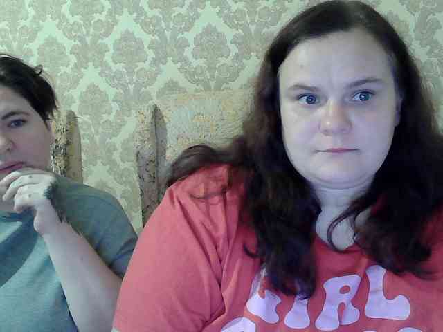 HollyXEva