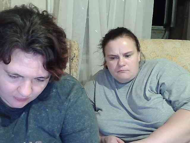HollyXEva webcam