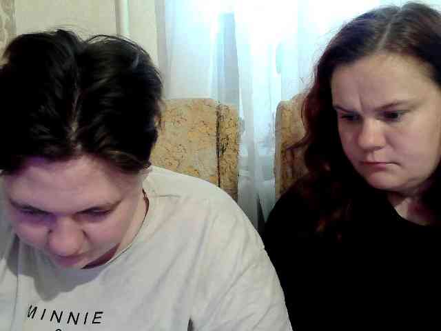 HollyXEva webcam