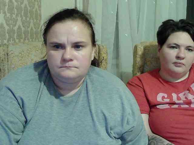 HollyXEva webcam