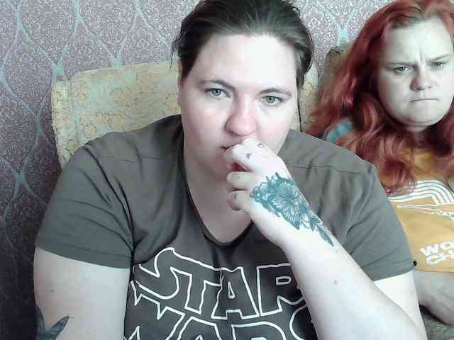 HollyXEva webcam