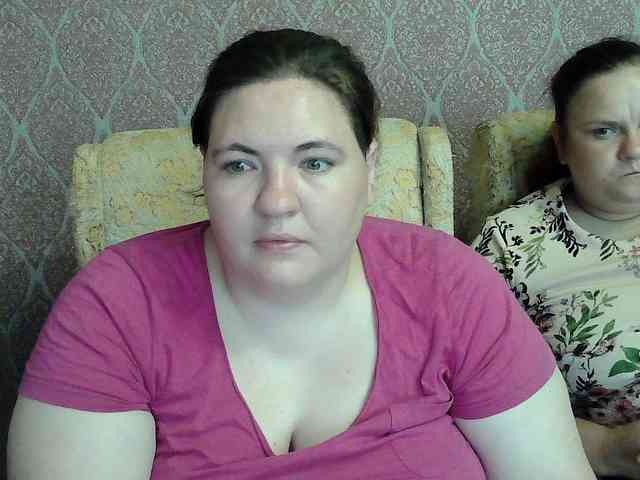 HollyXEva webcam