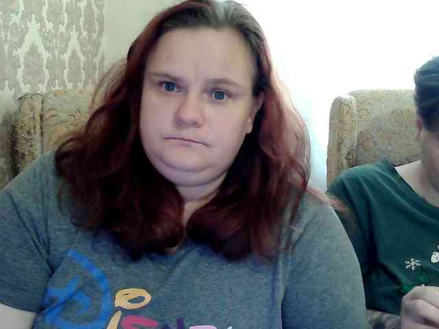 HollyXEva webcam