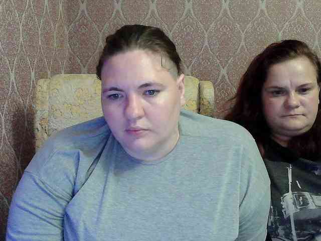 HollyXEva Sex Cam Show