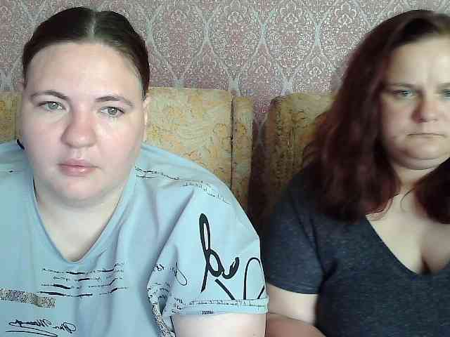 HollyXEva webcam