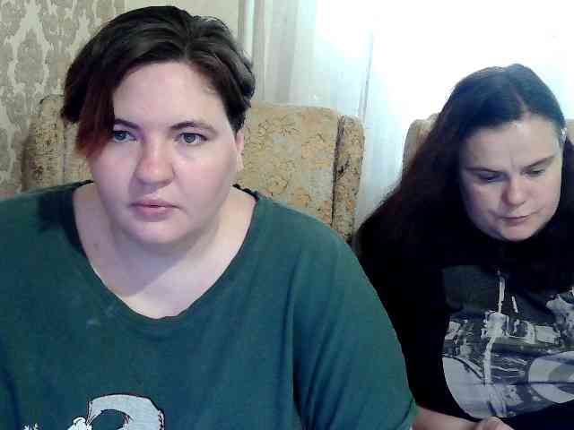 HollyXEva webcam