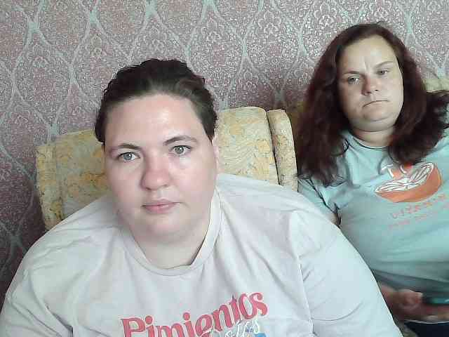 HollyXEva webcam