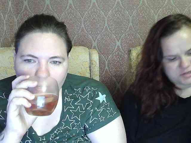 HollyXEva webcam